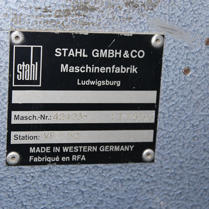 Stahl Folding Machine